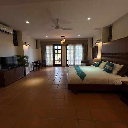 Botanica Mansion Bed & Breakfast Balik Pulau Exterior foto