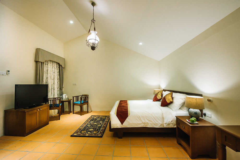 Botanica Mansion Bed & Breakfast Balik Pulau Exterior foto