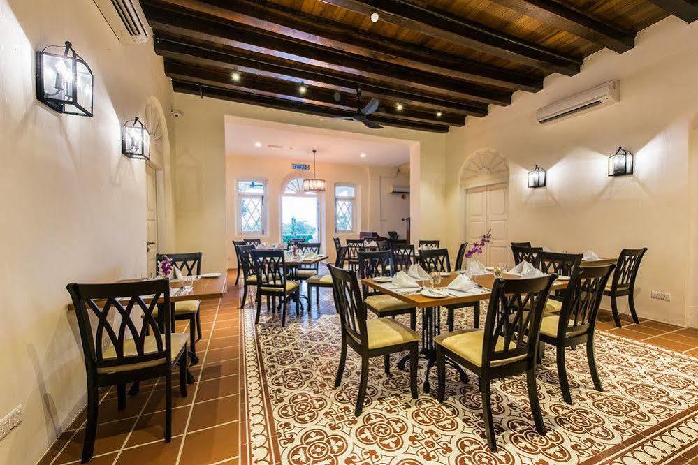 Botanica Mansion Bed & Breakfast Balik Pulau Exterior foto